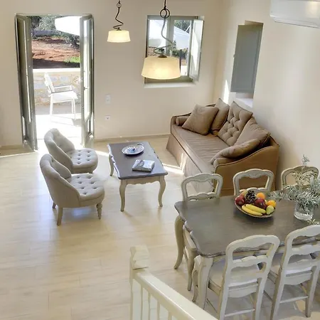 Nikoloudi Estate Ayos Nikolaos