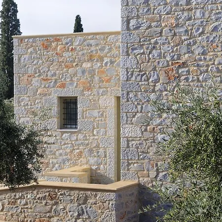 Nikoloudi Estate Tatil Evi